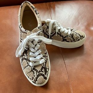 LIKE NEW J-Slide sneakers